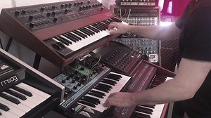Let's jump back into Friday Funk Jam's with a classic from filmmaker/composer - John Carpenter. I've recreated the theme from 'Assault on Precinct 13' using my vintage TR-808, Multimoog, Prophet 5 and threw in something new with the Moog Grandmother.🚔🎬🎹 | Luke Million