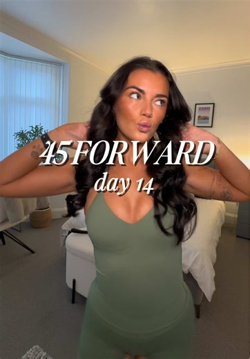 DAY 14/45 FORWARD CHALLENGE! 2 weeks complete!! 👏🏼 @HOLLY BROOKS MOVEMENT, NUTRITION, WELLNESS, MINDSET 🩷 #gym #45forward #nutrition #wellness