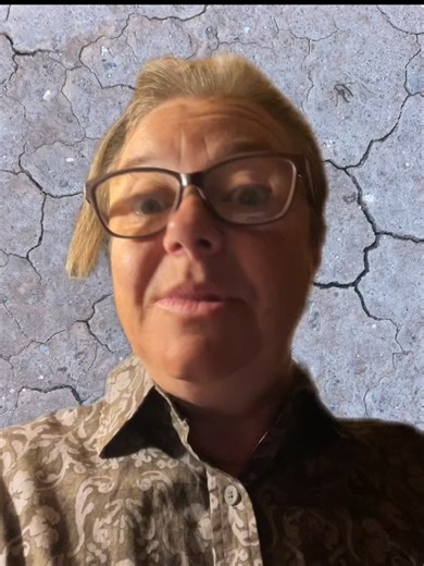 It’s not a learning disability; it’s a system incompatibility. ⚙️🚫 I’ve put the core strategy into a free 5-minute math training for you. Click the link in Bio to watch the training now! If the method makes sense, I’ll also share how you can access my complete MathArt™ program. #homeschool #dyscalculia #neurodivergenthomeschool #homeschoolcurriculum #mathart