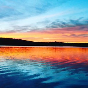 11K views · 959 reactions | Take in the sunset on the edge of the lake at Tobyhanna State Park!  #PoconoMtns : yourqueenjoelle | Pocono Mountains Visitors Bureau | Facebook