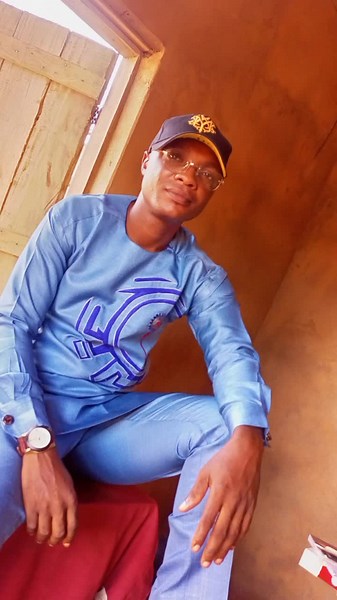 dupssky9 (@dupssky9)’s videos with Overloading (OVERDOSE) - Mavins & Crayon & Ayra Starr