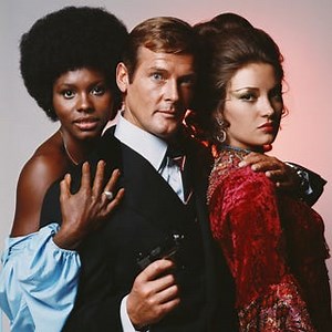 Roger Moore is 86: His greatest ever James Bond moments - video