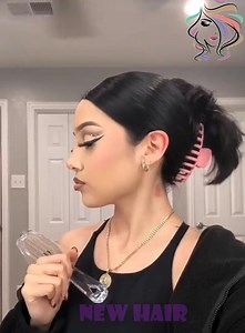 893K views · 22K reactions | 8 Different hairstyles for stylish girls | New hair | Facebook