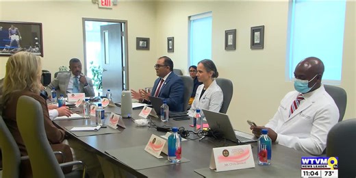 Columbus mayoral candidates address healthcare at medical society town hall