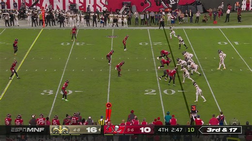 Keanu Neal keeps the Bucs' hopes alive with PBU on Hill