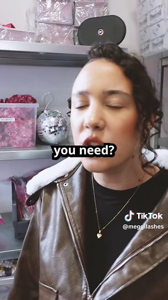 Learn How to Apply Lashes Like a Pro with This Essentials Kit!