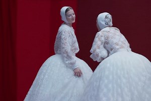 « La Belle au bois dormant » sur Arte.tv : l’étrange récit d’émancipation de Marcos Morau, à l’Opéra de Lyon