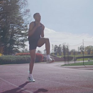 Speed meets comfort in the all-new New Balance FuelCell Rebel v4! Built for fast days & long miles, its PEBA-blend FuelCell foam delivers next-level energy return, now with extra cushioning & a wider base for stability. New Balance Mens Fuelcell Rebel v4 Green/White Running Shoes, R3299.95 in-store, Bash mobi app & online: https://bit.ly/3Xq27Rr #HomeofRunning #NewBalance #NewBalanceRunning #RebelV4 | Totalsports