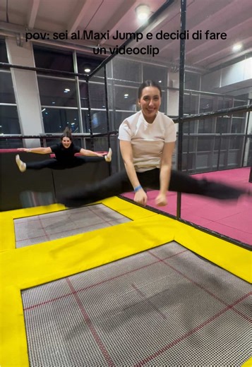 Ritorno con i videoclip al Maxi Jump