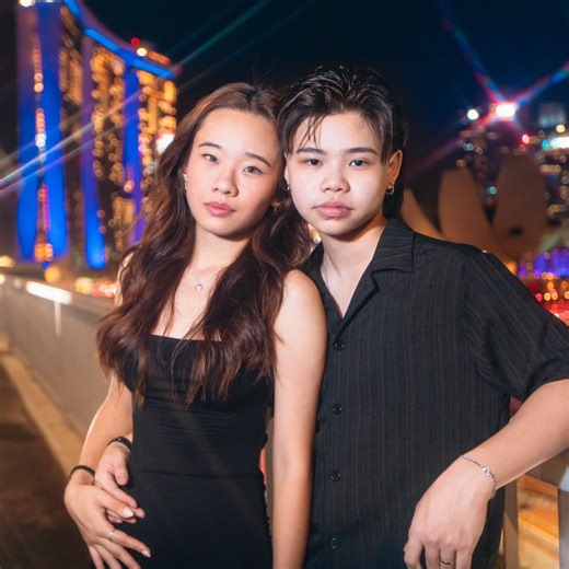 Candy Apple 🍎 ASMR #aiasmr #satisfyingvideo #fyp #eating #candy | Dyceandce