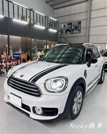 MINI 2020 F60 Countryman 原廠無線Apple CarPlay升級
