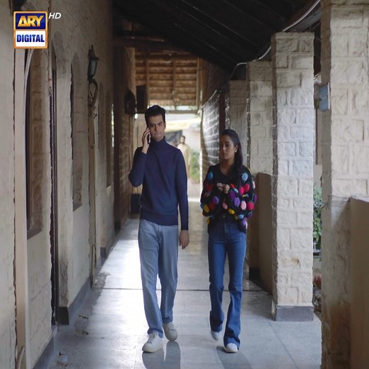 Mom ne call ki thi? #ChaalBaaz airs every day at 7:00 PM. Download ARY Zap now to watch the latest episode⚡ #ChaalBaaz #HammadShoaib #ZohaTauqeer #SaniyaShamshad #HasanKhan #ShabirJaan #AhmedRandhawa #EmaanKhan #ShaheenKhan #FarhanAliAgha #SaimaQureshi #ARYDigital #ARYDrama #ARYZap | ARY Digital