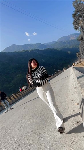 Exploring Mountain Views: A Day in Nature