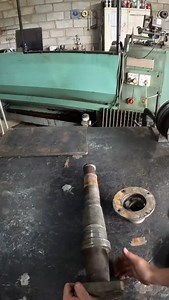 Scraper stub axle repair!! 🧑‍🏭🤖🦾 #work #heavymachinery #heavyequipment #heavymetal #repair #workshop #welding #lathe #satisfying #axle #reels #sa | Farmyard Engineering videos