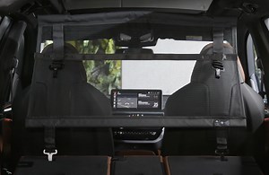 BMWハウツー動画「BMWラゲッジルームパーティションネットの装着方法」 | BMWおたっきーず！Blog - BMW総合情報ブログ