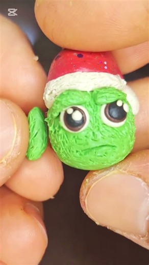 Baby Grinch.Merry Christmas #clayart #grinch #netflix #cocomelon #shortvideo #grimaceshake