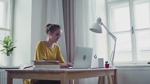 Balancing Work and Study: Tips for U.S. Students with Part-Time Jobs