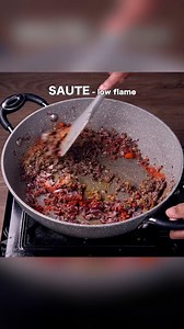 99K views · 958 reactions | Kadai Paneer Recipe | Karahi Paneer Restaurant Style - 5 Tips #foodism #LoveFood #lunch #foodlove #Foodie #eating #goodeats #Delicious #Homemade #sweet #instagood #Foodie #Food #foodgram #CheatMeal #foodporn #homecooking #dinner #foodporn #GoodEats #foodgasm #Yummy #Yum #foodlovers #hungry #NomNom #FoodPorn #dessert | Hebbar's Kitchen | Facebook