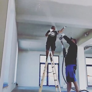 6.2K views · 92 reactions | Plastering ceilings, it's so much easier when you get to use the Graco T-MAX. It takes up to 30% less time than doing it manually. And we're not even talking about the difference in working comfort. Don't hesitate, get your T-MAX.  | Graco Contractor Equipment - EMEA | Facebook