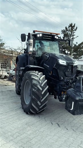 Black beauty in farm works |tractor #tractorvideo #farming #