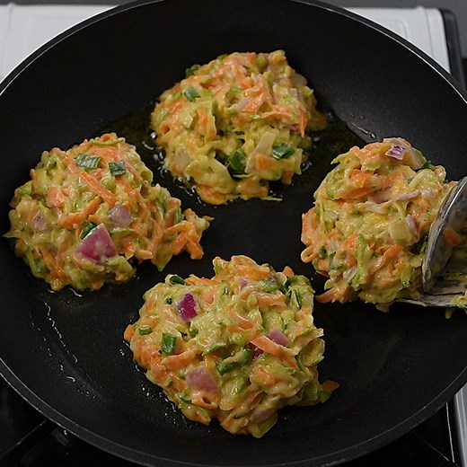 If you have zucchini at home, make this amazing and healthy recipe | Tastes of the World