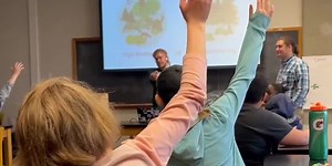 University of Cincinnati using fossils to teach kids about environment