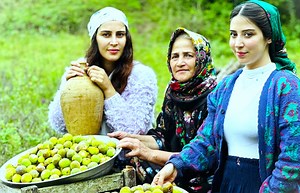 3.6K views · 281 reactions | Cooking fig jam in the beautiful landscape of nature #junglelifereviews #fyp #food #foods #foodie #reels #foodlover | Jungle Life Reviews | Facebook