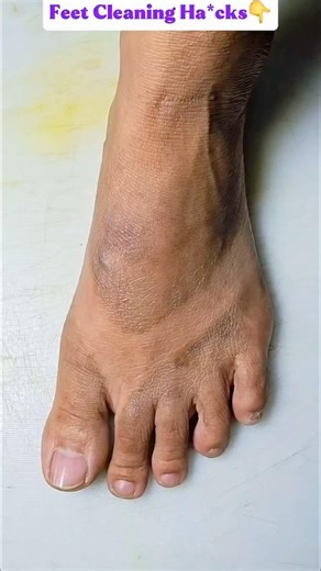 Easy Pedicure at Home 👣 #pedicure #footcare #beautytips #viral