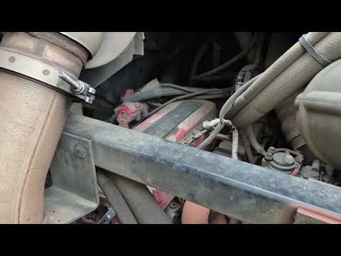 2012 Peterbilt 320 TA Garbage Truck