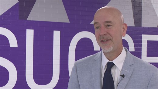 Latest news | Arkansas education secretary visits Rogers middle school to observe new math program