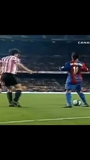 melhores jogadas do Ronaldinho gaúcho 🇧🇷🧙‍♀️ #edit #ronaldinho #bruxo #melhoresjogadas