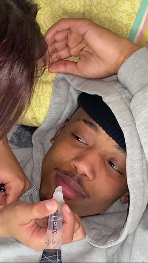 How to Get Rid of White Line After Applying Gloss