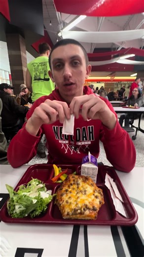 Day 160 of Big Fart Lunch Reviews #fyp #bigfart #zyxcba #blowthisup #schoollunch