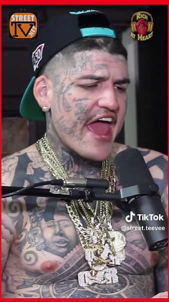 Rich at Heart Episode 40 hosted by Munchie B and Mariah Hayes talk with Lefty Gunplay about being in jail with Jap 5 from Hoover, his opinion about 50-50 prison yards, and Wack100 hating on him caused him to miss out on a $200,000 deal. Watch entire episode: To listen to entire episode of 🎙🎙Rich at Heart 🎙🎙with Munchie B and Mariah Hayes: ➡️ iHeart: https://iheart.com/podcast/119678633/ ➡️ Apple: https://podcasts.apple.com/us/podcast/rich-at-heart-4l/id1699455189 ➡️ Spotify: https://open.spo