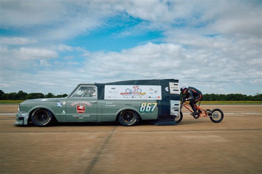 British cyclist breaks world record for fastest bicycle speed