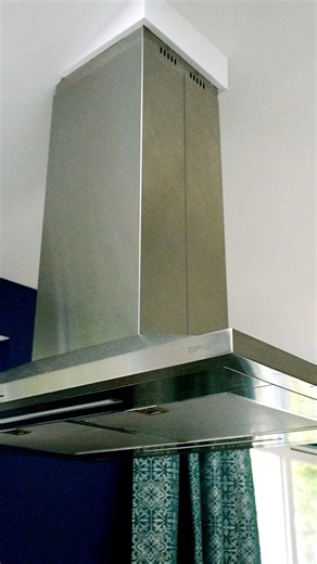 Challenge accepted! 🤩 Integrating the innovative Invisacook system required technical creativity. Our custom tilt-out control panel keeps the countertop surface clean and uninterrupted, where your cooktop seamlessly converts to flexible prep space. ✨🍳 #Invisacook #InductionCooking #SmartKitchen #TechnicalDesign | Tenhulzen Construction