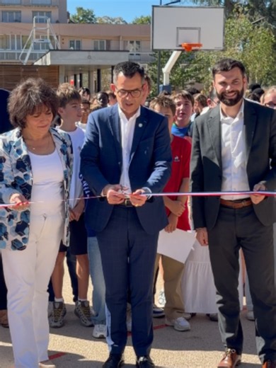 Inauguration des travaux du collège Charles-Péguy à Moulins