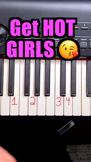 1.8K views · 370 reactions | Comment COURSE and I’ll send you my free piano course  #pianotutorial #pianolesson #learnpiano #beginnerpiano #pianotutorials | piano_superhuman | Facebook