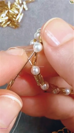 DIY Awesome Bugle Beads Necklace 🥰🥰 #fbreelsfypシ゚viralシ #fbpost2025シ #foryoupageシforyou #viralpost2025シ #viralpost #followersreelsfypシ゚viralシfypシ゚viralシalシ #followersreels #viralreelschallenge #foryoupageシ #viewers #tranding | Wedding Decoration Ideas