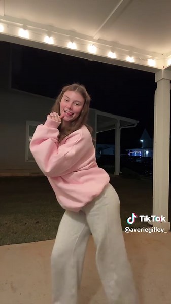 so excited to be able to wear sweatshirts outside & not be sweating! | sweat shirts