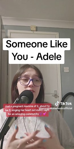 Pregnant Momma Sings 'Someone Like You' by Adele