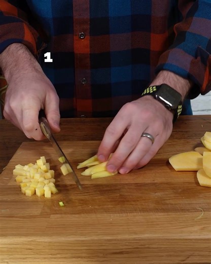 🫘 Discover the warmth of traditional Scottish lentil soup – a simple, hearty recipe perfect for cosy meals. 🙌🏻 Get the full recipe and macros here: https://www.foodforfitness.co.uk/recipes/scottish-lentil-soup-recipe/ | Scott Baptie