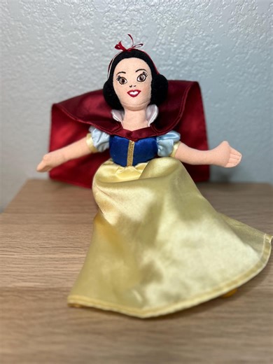 Disney Store Snow White Plush Doll 10” Soft Princess Toy Cape Classic 7 Dwarfs - Etsy