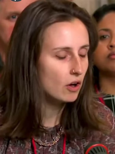 ICE observer Patty O'Keefe recounts her and Brandon Sigüenza's arrests and detainments by ICE agents after the shooting of Renee Good. She says at one point, an ICE officer told her,