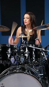 Hannah Welton was the drummer for Prince from 2012 to 2015 as a member of his backing band, 3RDEYEGIRL, and she also performed live on Prince’s Live Out Loud and Hit And Run tours.🚚 Hannah loves encouraging people to share their playing online because you never know who’s going to come across your work!. She got her big break when Prince discovered her on YouTube – and the rest is history. 💜 | Drumeo