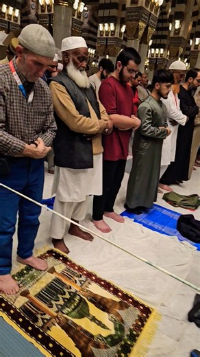Emotional Dua At Masjid Nabawi 🤲😥🌹💚🙌 #dua #emotional #namaz #madina #love#qurantilawat #shorts