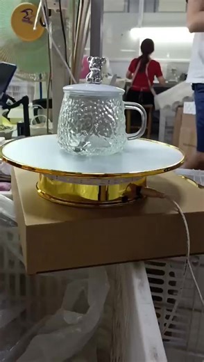 Gold Silver Rotating Display Stand with LED Light for Displaying Goods Taking Video 360 Degree View Load Weight 5KG Turntable