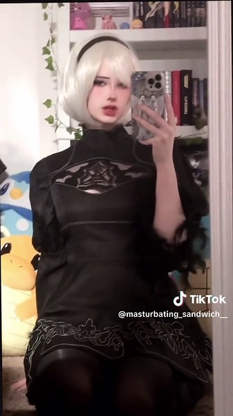 Glory to Mankind: Celebrating 2B from NieR: Automata