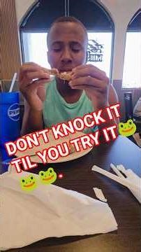 First Time Eating Frog Legs… Didn’t Expect THIS 😳🐸 #FrogLegs #FirstTimeTrying #FoodReview