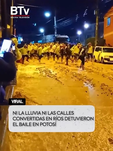 Baile en Potosí: Fiesta a Pesar de la Lluvia